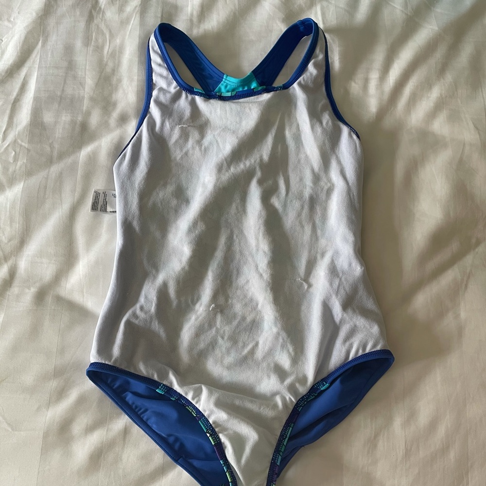 Swimsuit - Picture 3 of 4